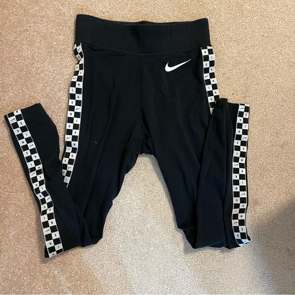 Nike checkered leggings